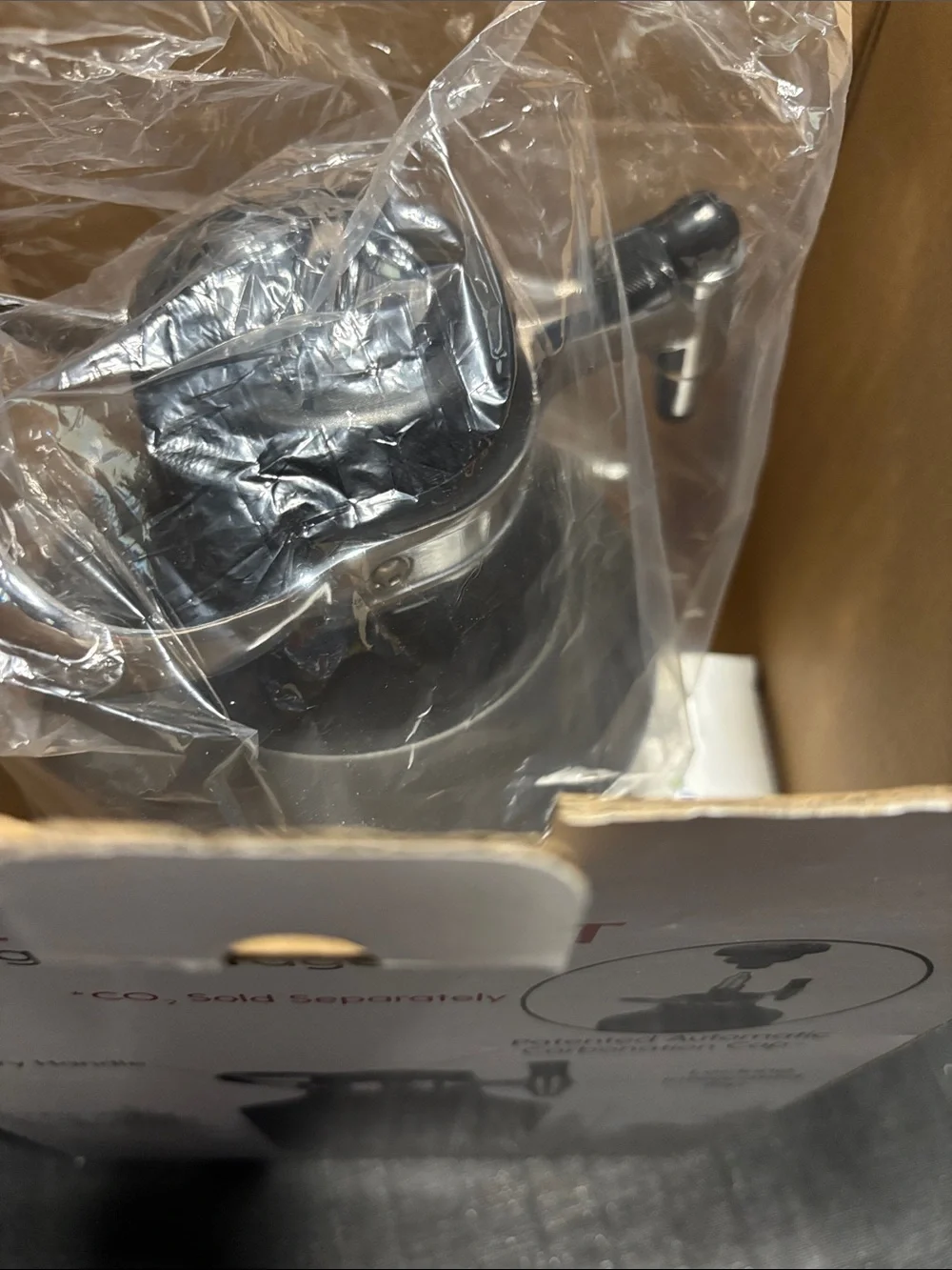 GrowlerWerks uKeg Go 128oz Carbonated Beverage Dispenser NIB Tungsten - Picture 5 of 5